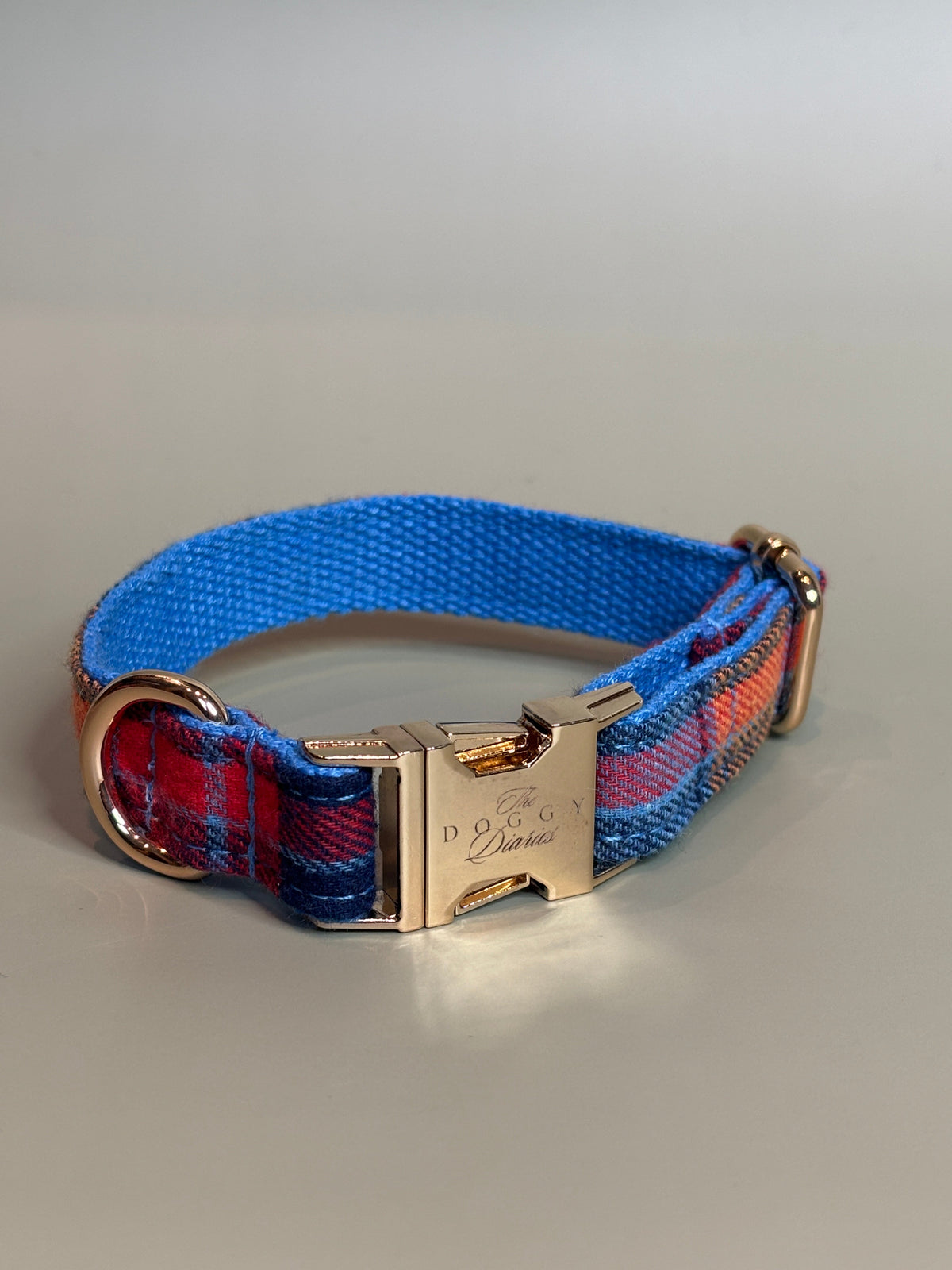 Summer Plaid Collar